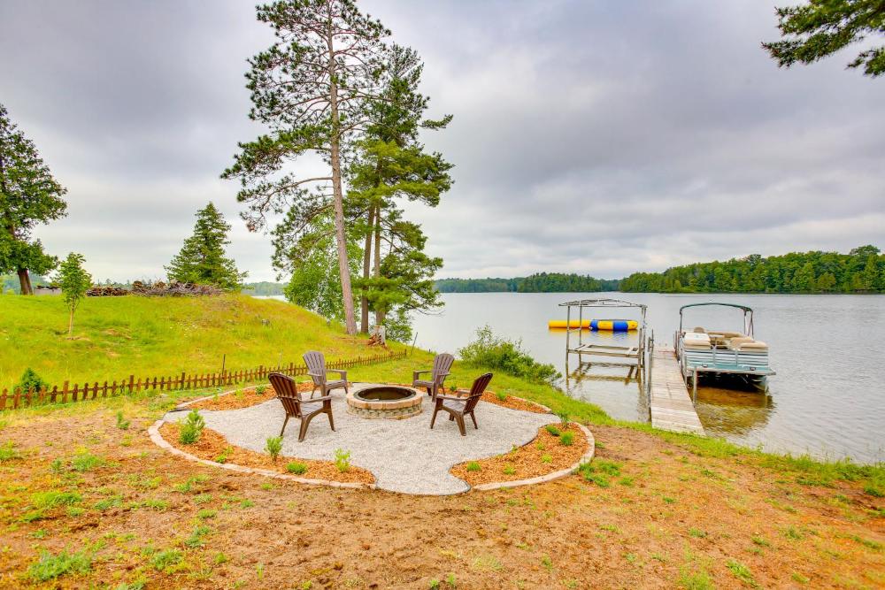 Hot Tub and Games! Lakefront Traverse City Retreat